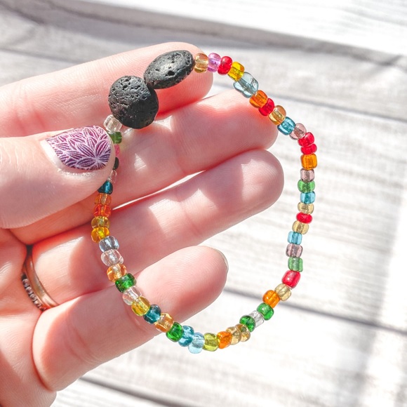 Essential oil diffuser bracelet - Picture 3 of 3